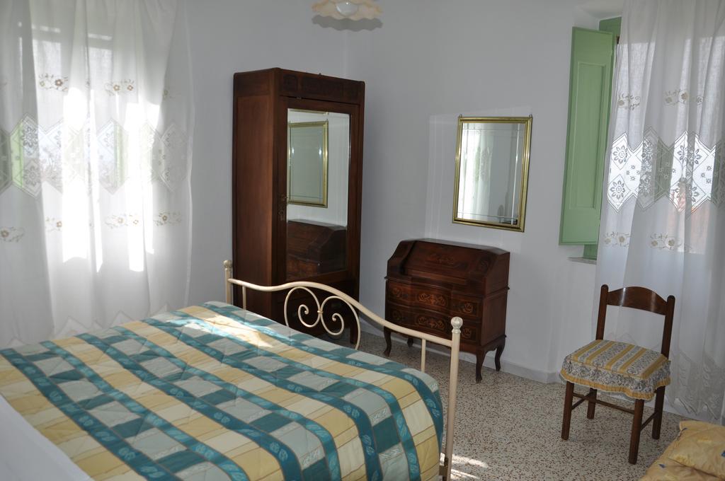 Agriturismo "Antico Frantoio" Фолиньо Экстерьер фото