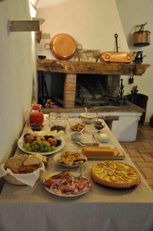 Agriturismo "Antico Frantoio" Фолиньо Экстерьер фото