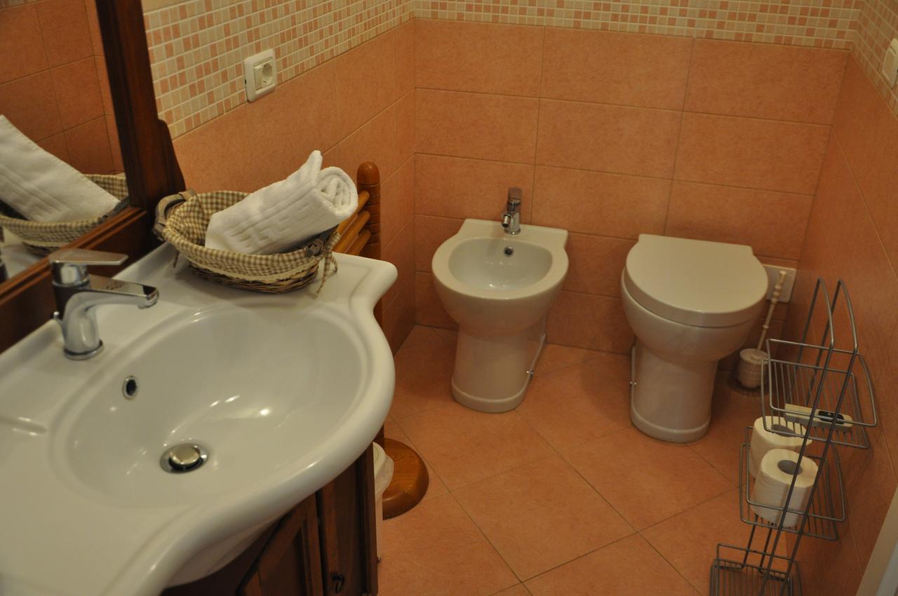 Agriturismo "Antico Frantoio" Фолиньо Экстерьер фото